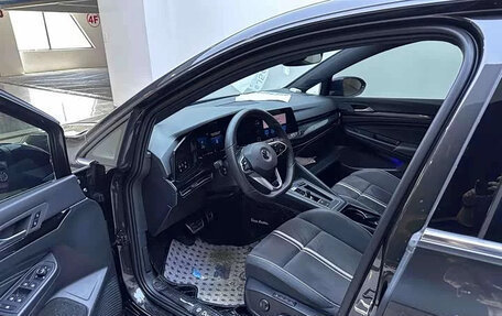 Volkswagen Golf VIII, 2023 год, 1 600 000 рублей, 10 фотография