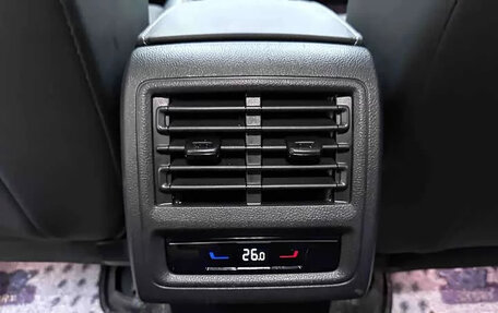 Volkswagen Golf VIII, 2023 год, 1 600 000 рублей, 17 фотография