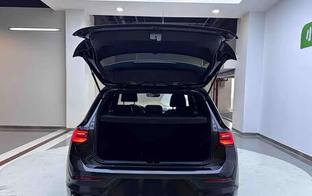 Volkswagen Golf VIII, 2023 год, 1 600 000 рублей, 19 фотография