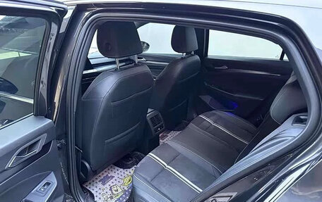 Volkswagen Golf VIII, 2023 год, 1 600 000 рублей, 18 фотография