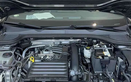 Volkswagen Golf VIII, 2023 год, 1 600 000 рублей, 20 фотография