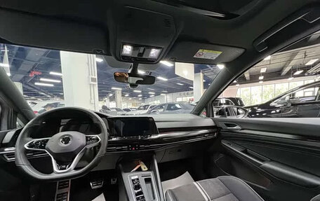 Volkswagen Golf VIII, 2023 год, 1 615 000 рублей, 11 фотография