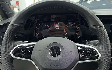 Volkswagen Golf VIII, 2023 год, 1 615 000 рублей, 8 фотография