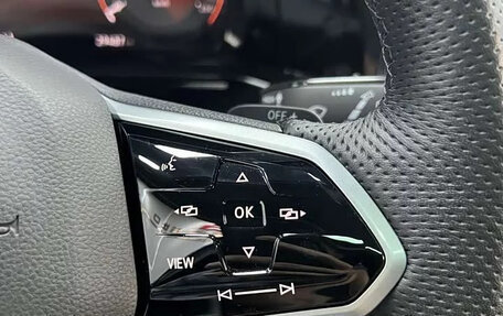 Volkswagen Golf VIII, 2023 год, 1 615 000 рублей, 16 фотография