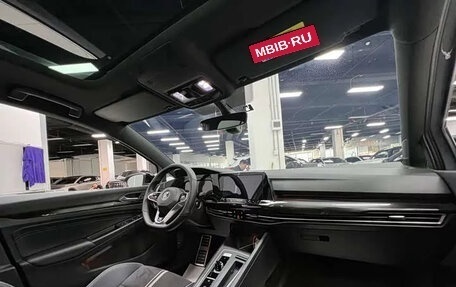 Volkswagen Golf VIII, 2023 год, 1 615 000 рублей, 9 фотография