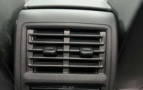 Volkswagen Golf VIII, 2023 год, 1 615 000 рублей, 20 фотография