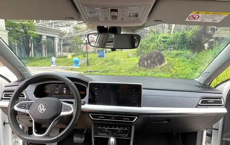 Volkswagen Lavida, 2023 год, 1 067 500 рублей, 7 фотография