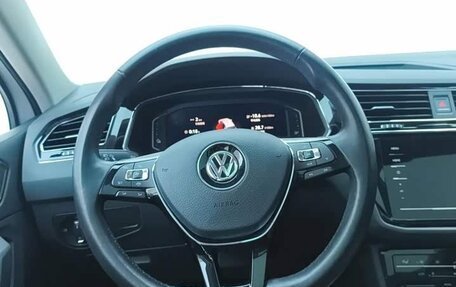 Volkswagen Tiguan II, 2020 год, 1 870 000 рублей, 11 фотография