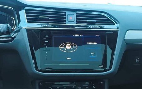 Volkswagen Tiguan II, 2020 год, 1 870 000 рублей, 13 фотография