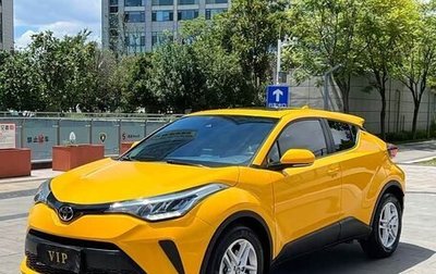 Toyota C-HR I рестайлинг, 2022 год, 1 733 000 рублей, 1 фотография
