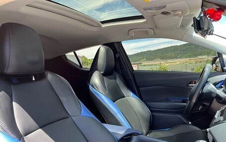 Toyota C-HR I рестайлинг, 2022 год, 1 733 000 рублей, 18 фотография