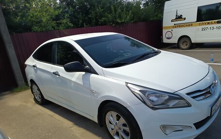 Hyundai Solaris II рестайлинг, 2014 год, 570 000 рублей, 2 фотография