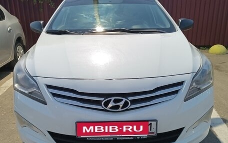 Hyundai Solaris II рестайлинг, 2014 год, 570 000 рублей, 3 фотография