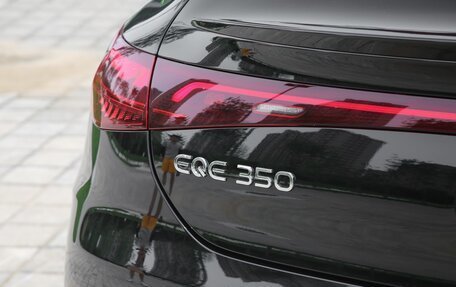Mercedes-Benz EQE, 2025 год, 4 900 000 рублей, 13 фотография