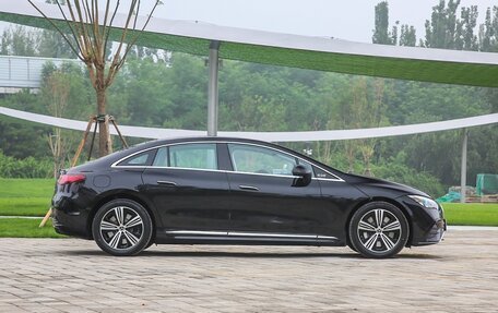Mercedes-Benz EQE, 2025 год, 4 900 000 рублей, 4 фотография