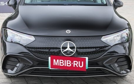 Mercedes-Benz EQE, 2025 год, 4 900 000 рублей, 8 фотография