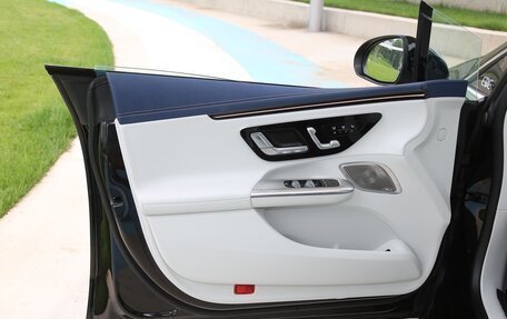 Mercedes-Benz EQE, 2025 год, 4 900 000 рублей, 31 фотография