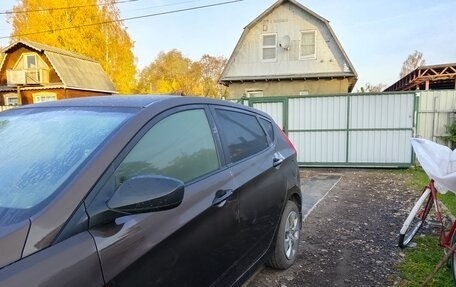 Hyundai Solaris II рестайлинг, 2014 год, 1 000 000 рублей, 3 фотография