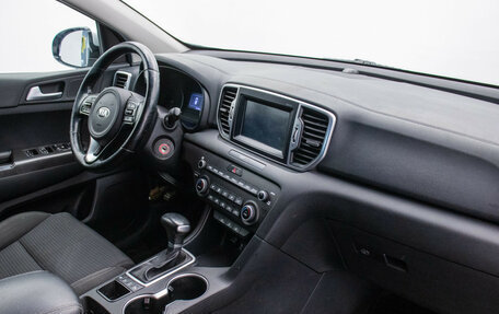 KIA Sportage IV рестайлинг, 2018 год, 1 895 000 рублей, 9 фотография
