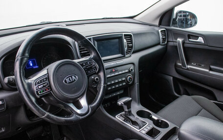 KIA Sportage IV рестайлинг, 2018 год, 1 895 000 рублей, 10 фотография