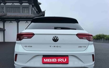 Volkswagen T-Roc I, 2021 год, 1 350 000 рублей, 5 фотография