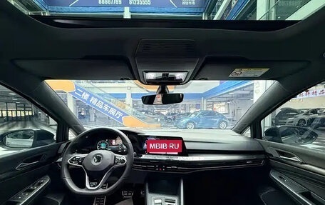 Volkswagen Golf VIII, 2023 год, 1 515 000 рублей, 6 фотография