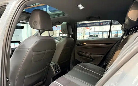 Volkswagen Golf VIII, 2023 год, 1 515 000 рублей, 12 фотография