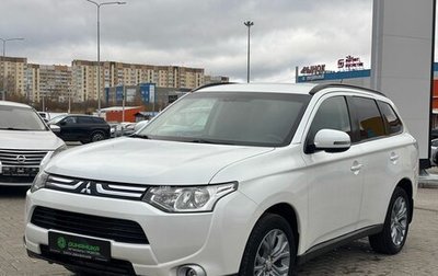 Mitsubishi Outlander III рестайлинг 3, 2013 год, 1 350 000 рублей, 1 фотография
