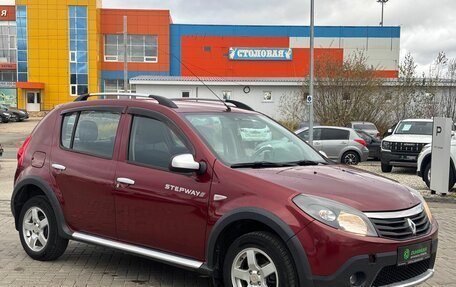 Renault Sandero I, 2013 год, 500 000 рублей, 2 фотография