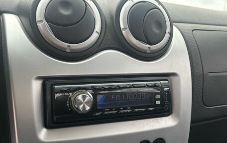 Renault Sandero I, 2013 год, 500 000 рублей, 19 фотография