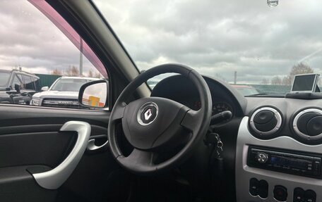Renault Sandero I, 2013 год, 500 000 рублей, 24 фотография