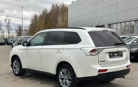 Mitsubishi Outlander III рестайлинг 3, 2013 год, 1 350 000 рублей, 5 фотография