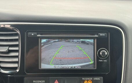 Mitsubishi Outlander III рестайлинг 3, 2013 год, 1 350 000 рублей, 25 фотография