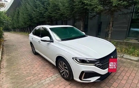 Volkswagen Lavida, 2023 год, 1 470 002 рублей, 2 фотография