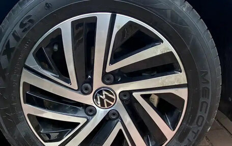 Volkswagen Lavida, 2023 год, 1 470 002 рублей, 16 фотография