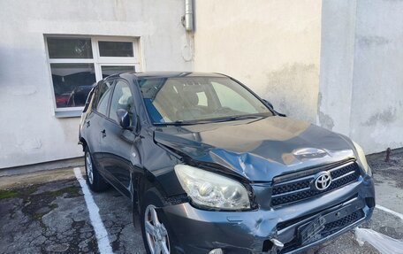 Toyota RAV4, 2006 год, 700 000 рублей, 2 фотография