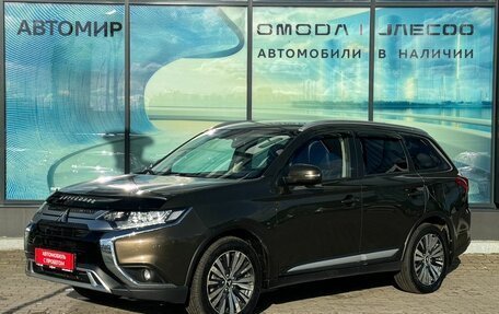 Mitsubishi Outlander III рестайлинг 3, 2021 год, 2 405 000 рублей, 1 фотография