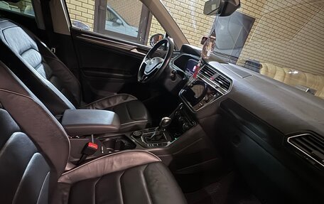 Volkswagen Tiguan II, 2020 год, 3 300 000 рублей, 7 фотография