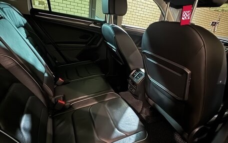 Volkswagen Tiguan II, 2020 год, 3 300 000 рублей, 8 фотография