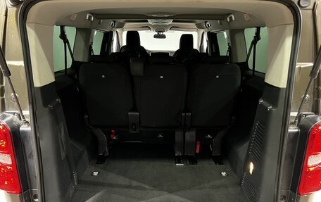 Peugeot Traveller I, 2019 год, 2 999 000 рублей, 22 фотография