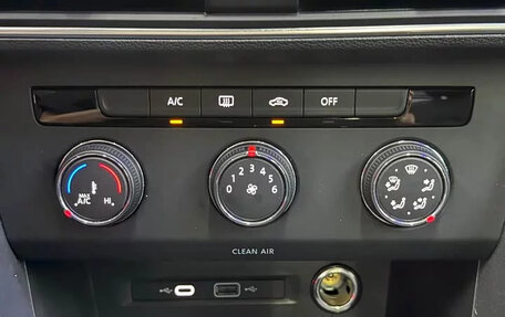 Volkswagen Tiguan II, 2023 год, 2 100 000 рублей, 13 фотография