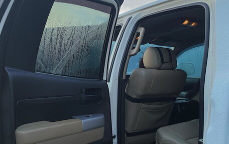Toyota Tundra II, 2007 год, 4 000 000 рублей, 15 фотография