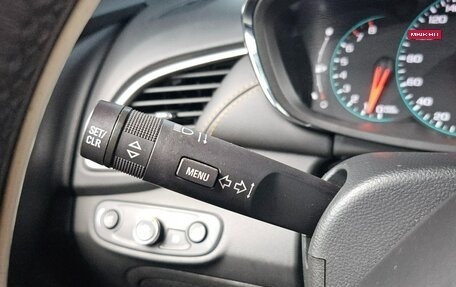 Chevrolet Trax, 2021 год, 959 000 рублей, 12 фотография