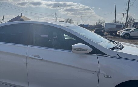 Hyundai Sonata VI, 2010 год, 700 000 рублей, 4 фотография