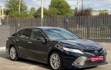Toyota Camry, 2018 год, 2 875 000 рублей, 8 фотография