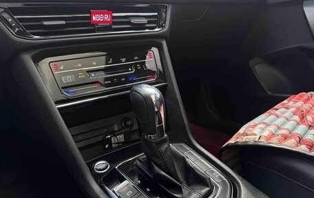 Volkswagen Tharu, 2023 год, 1 680 000 рублей, 14 фотография