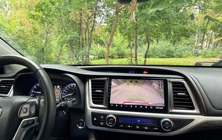 Toyota Highlander III, 2016 год, 2 900 000 рублей, 6 фотография