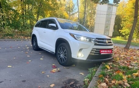 Toyota Highlander III, 2016 год, 2 900 000 рублей, 2 фотография