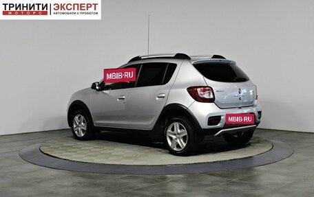 Renault Sandero II рестайлинг, 2018 год, 1 047 000 рублей, 6 фотография