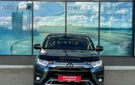 Mitsubishi Outlander III рестайлинг 3, 2021 год, 2 405 000 рублей, 2 фотография